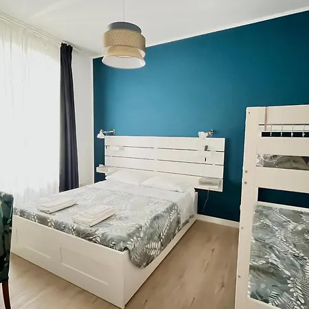 Casa Latina *
